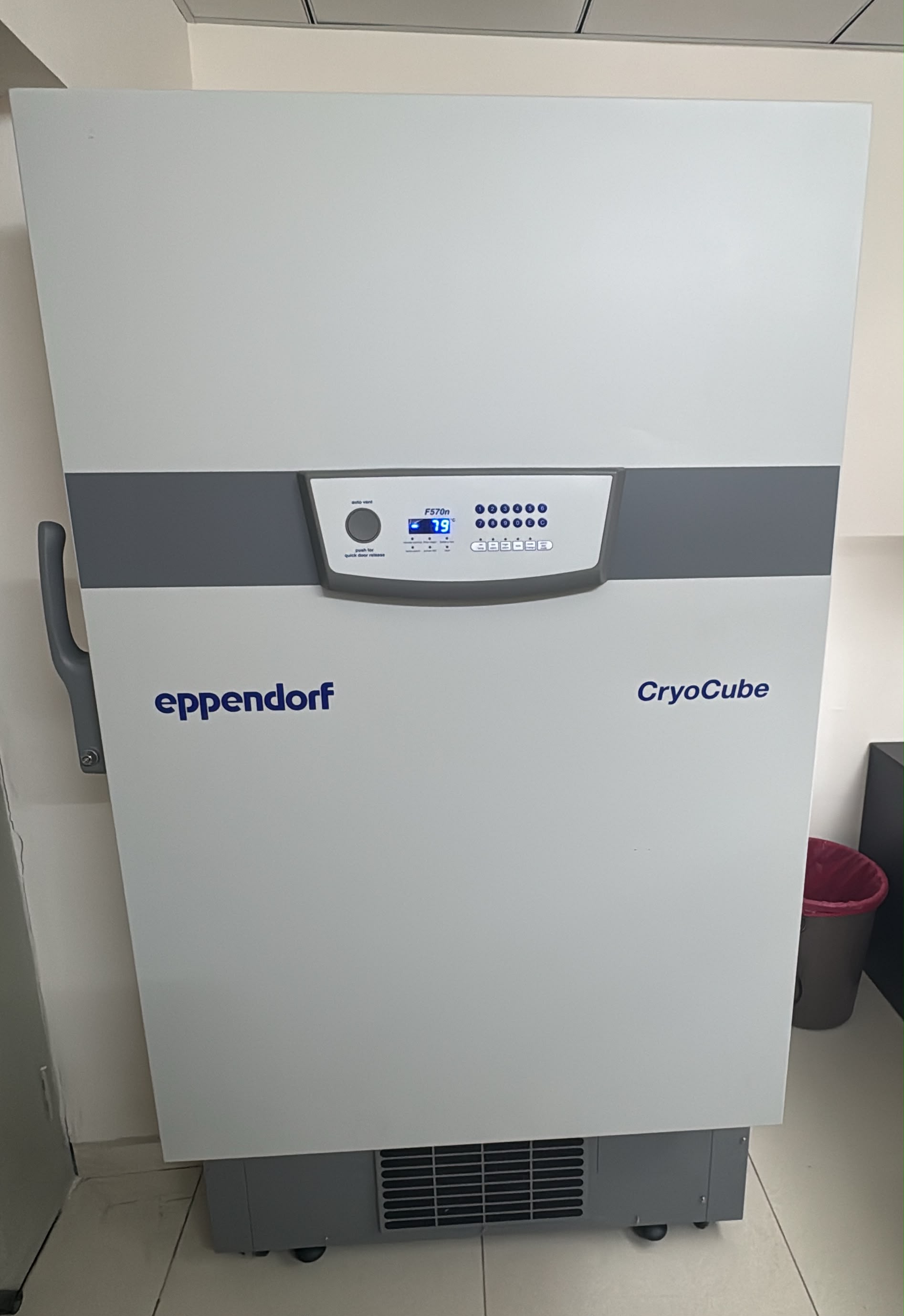 Deep Freezer (−80°C)